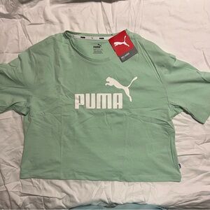 PUMA Women's Cropped Light Green Short Sleeve Tee